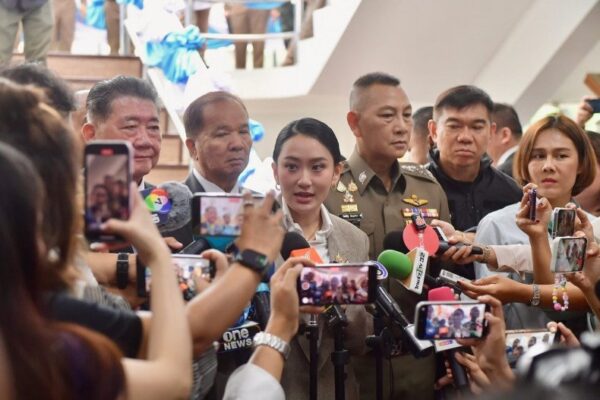 Thủ tướng Thái Lan phản hồi bình luận của ông Hun Sen về vụ nổ súng ở biên giới